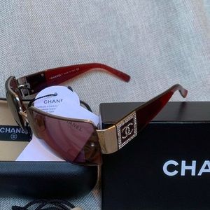 Chanel sunglasses authentic , rare !